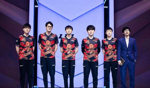 指控让舆论 指控让舆论