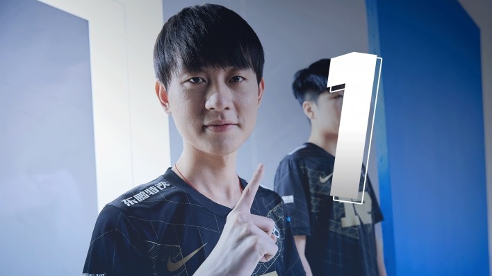 与其说它在 与其说它在