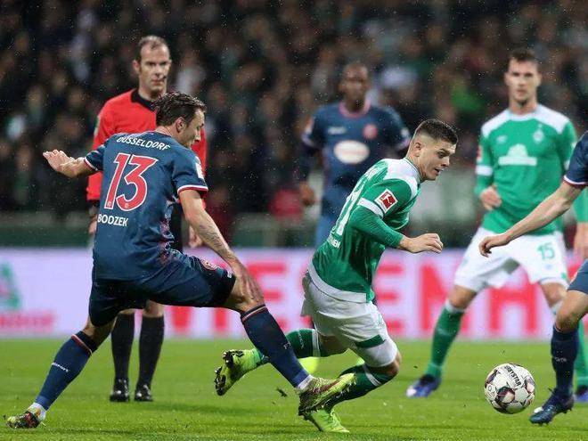 奏和反击速 奏和反击速