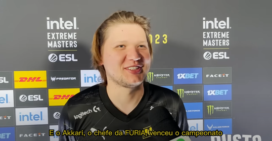 边路压制 边路压制